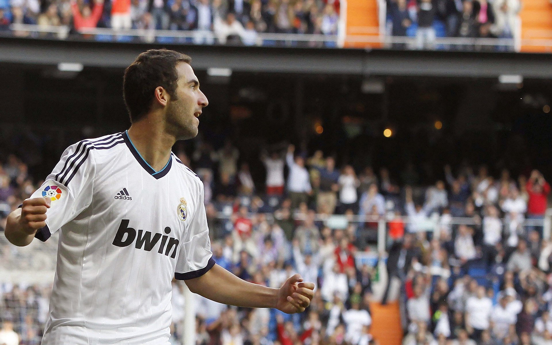 福特：随着表现不断提升，成全黑队未来的核心球员，福特黑色